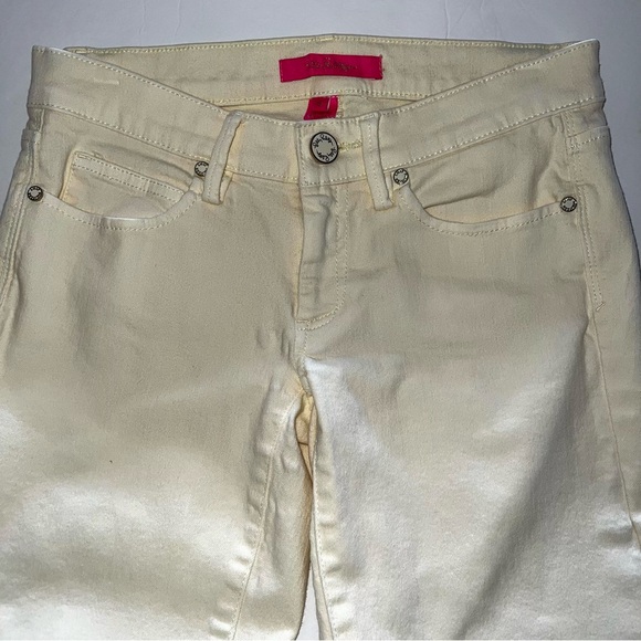 Lily Pulitzer Women’s Pale Yellow Low Rise Raw Hem Jeans Sz 0 - Picture 3 of 13